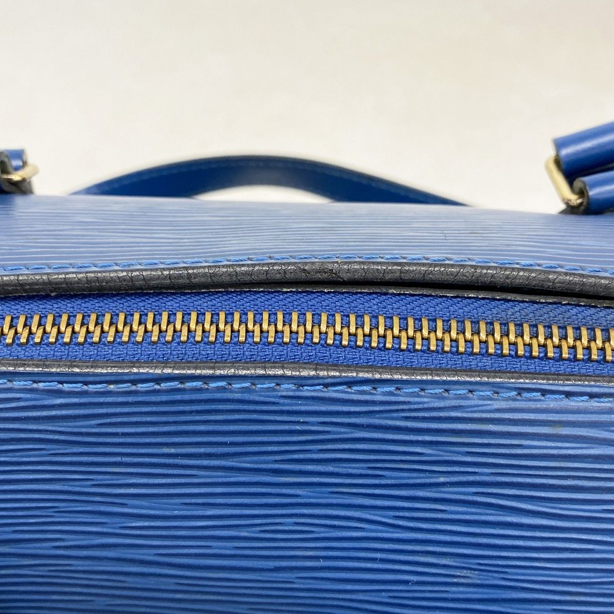 Louis Vuitton Handbag Epi Souflo Toledo Blue — view 7