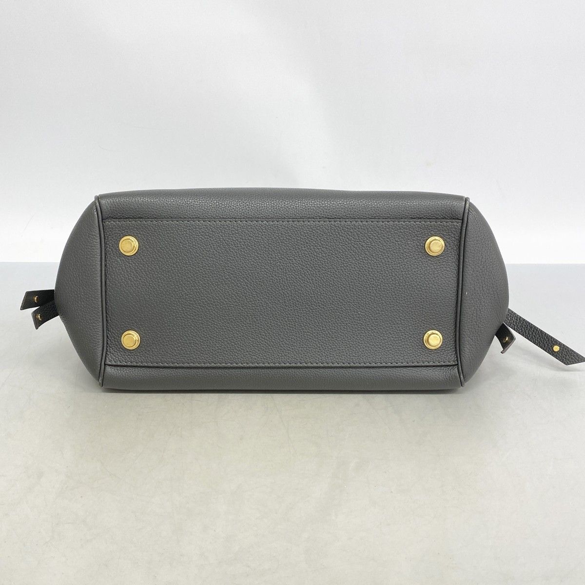 Louis Vuitton Handbag Taurillon Mirror MM Etain — view 3