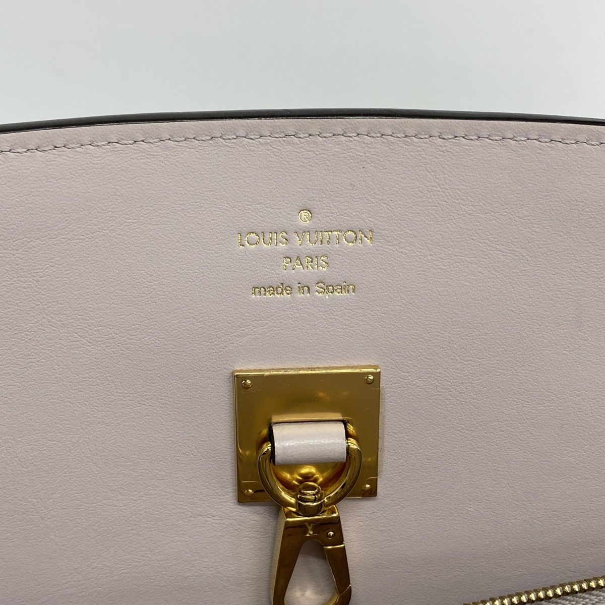 Louis Vuitton Handbag Taurillon Mirror MM Etain — view 5