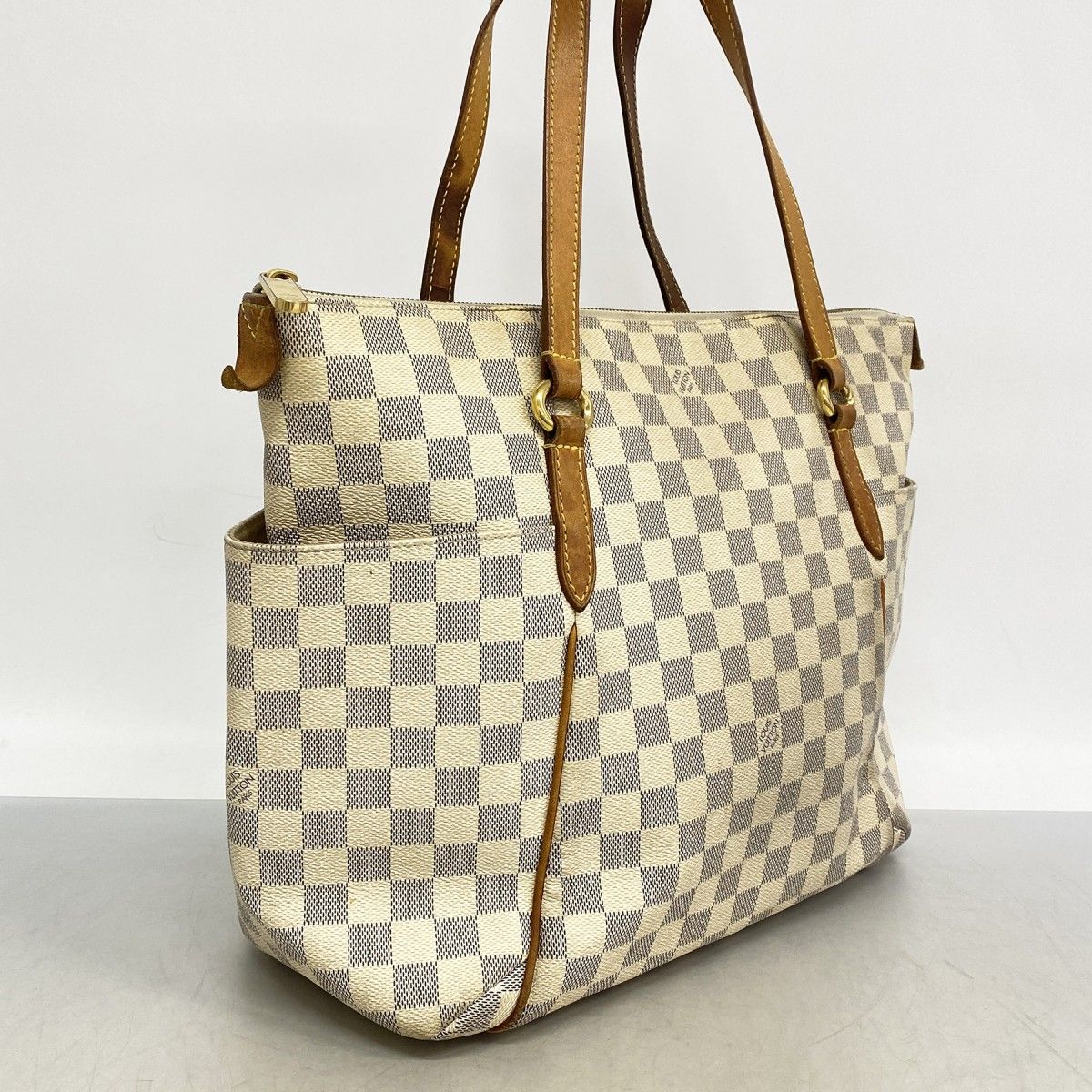 Louis Vuitton Tote Damier Azur Totally MM White — view 2