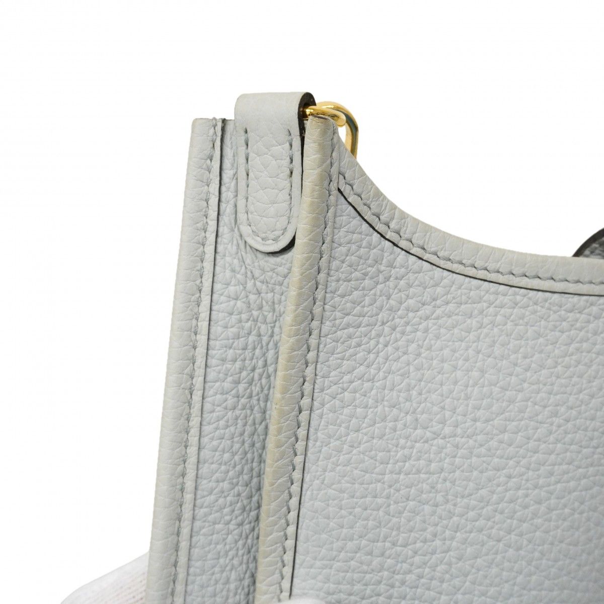 Hermes Shoulder Bag Evelyne TPM Taurillon Clemence Blue Pale Gold — view 7