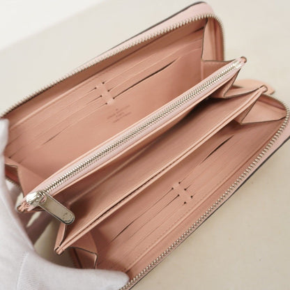 Louis Vuitton Wallet Mahina Zippy Magnolia — view 3