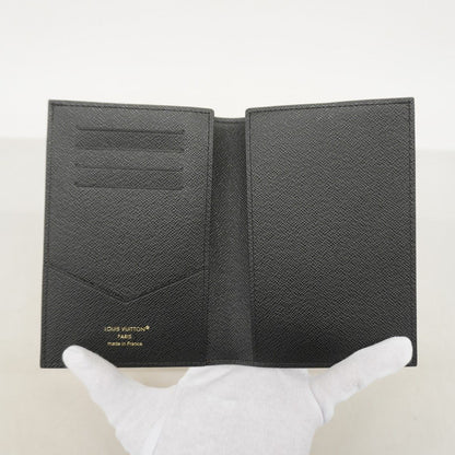 Louis Vuitton Passport Case Monogram Reverse Couverture Brown — view 3
