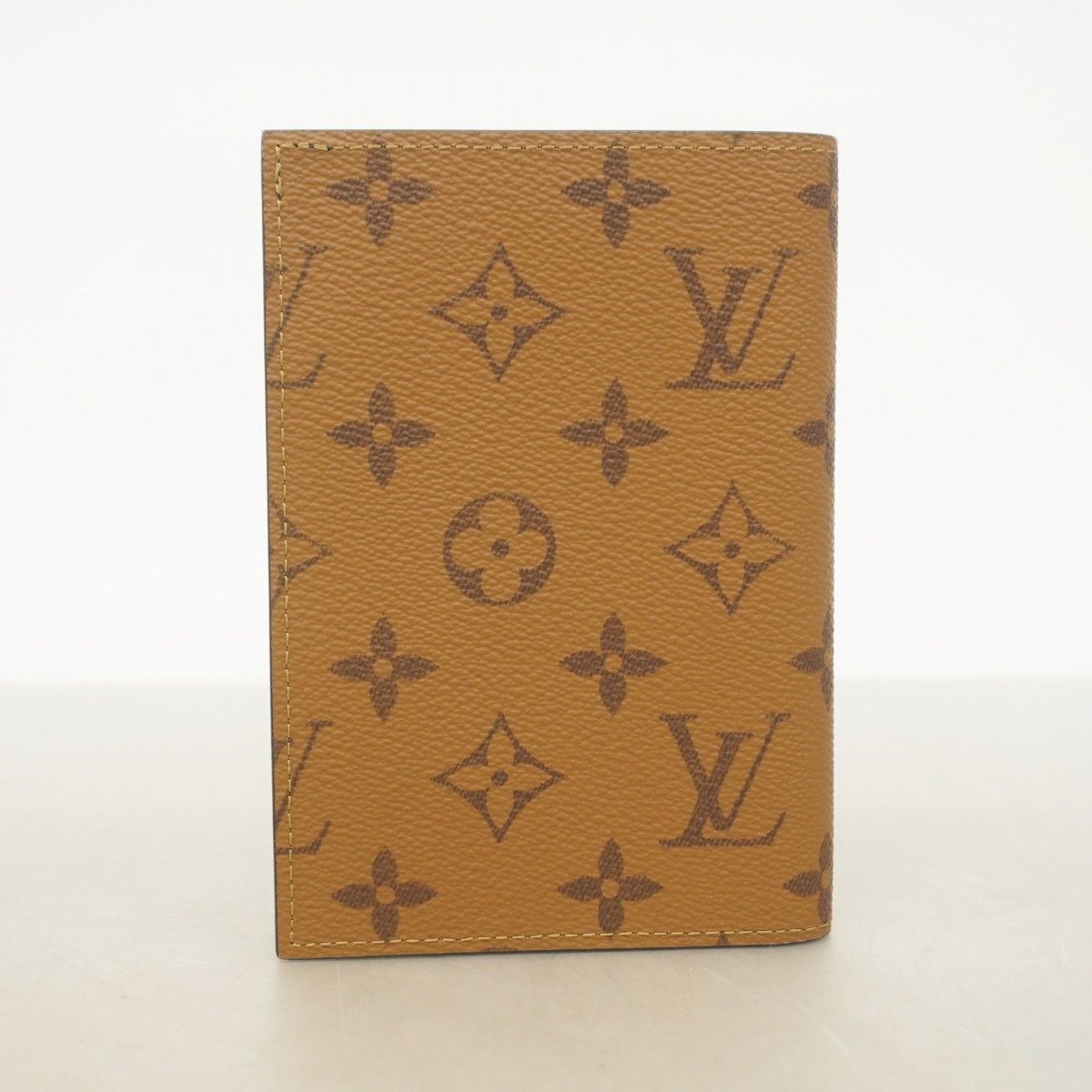 Louis Vuitton Passport Case Monogram Reverse Couverture Brown — view 6