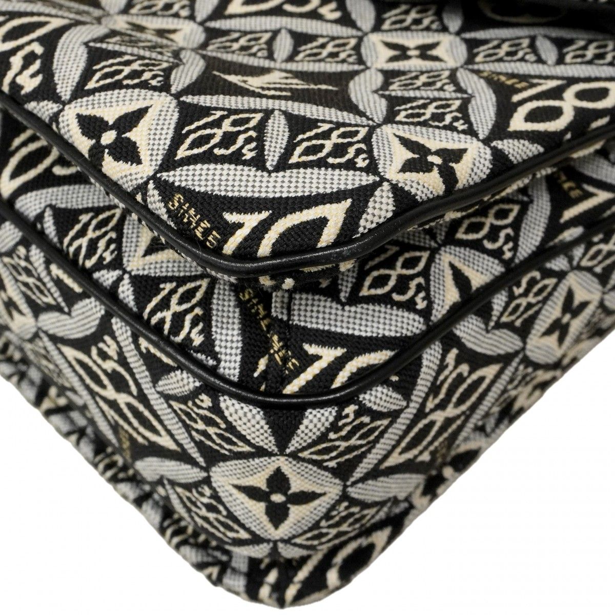 Louis Vuitton Handbag Monogram Jacquard Pochette Metis MM Black 2-Way Bag — view 6