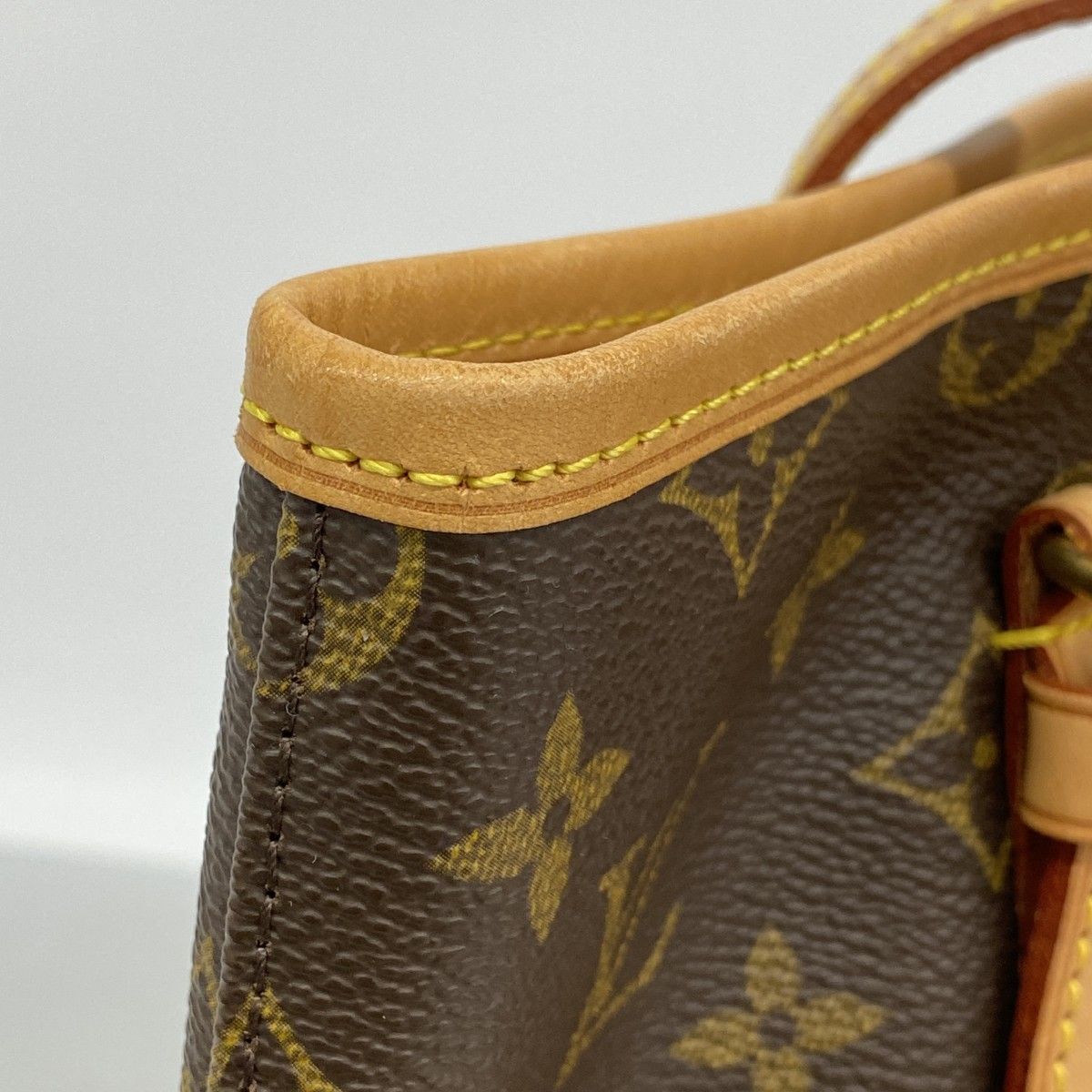 Louis Vuitton Tote Monogram Bucket GM Brown — view 6