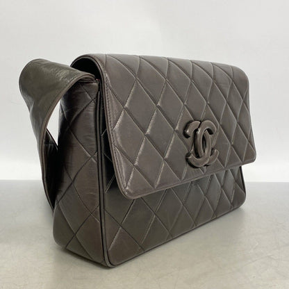 Chanel Shoulder Bag Quilted Lambskin Black Gold — view 2