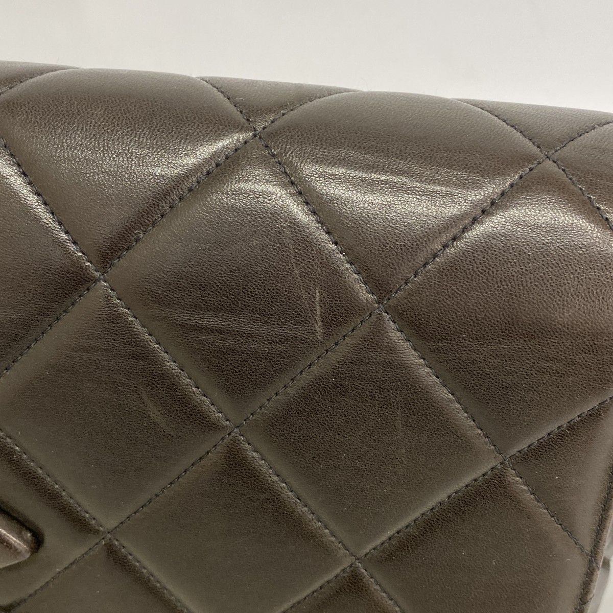 Chanel Shoulder Bag Quilted Lambskin Black Gold — view 8