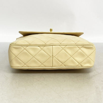 Chanel Shoulder Bag Quilted Lambskin Ivory Gold — view 3