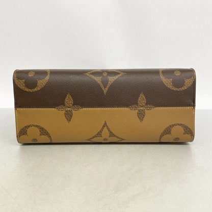 Louis Vuitton Tote Monogram Giant Reverse On The Go MM Brown 2-Way — view 3
