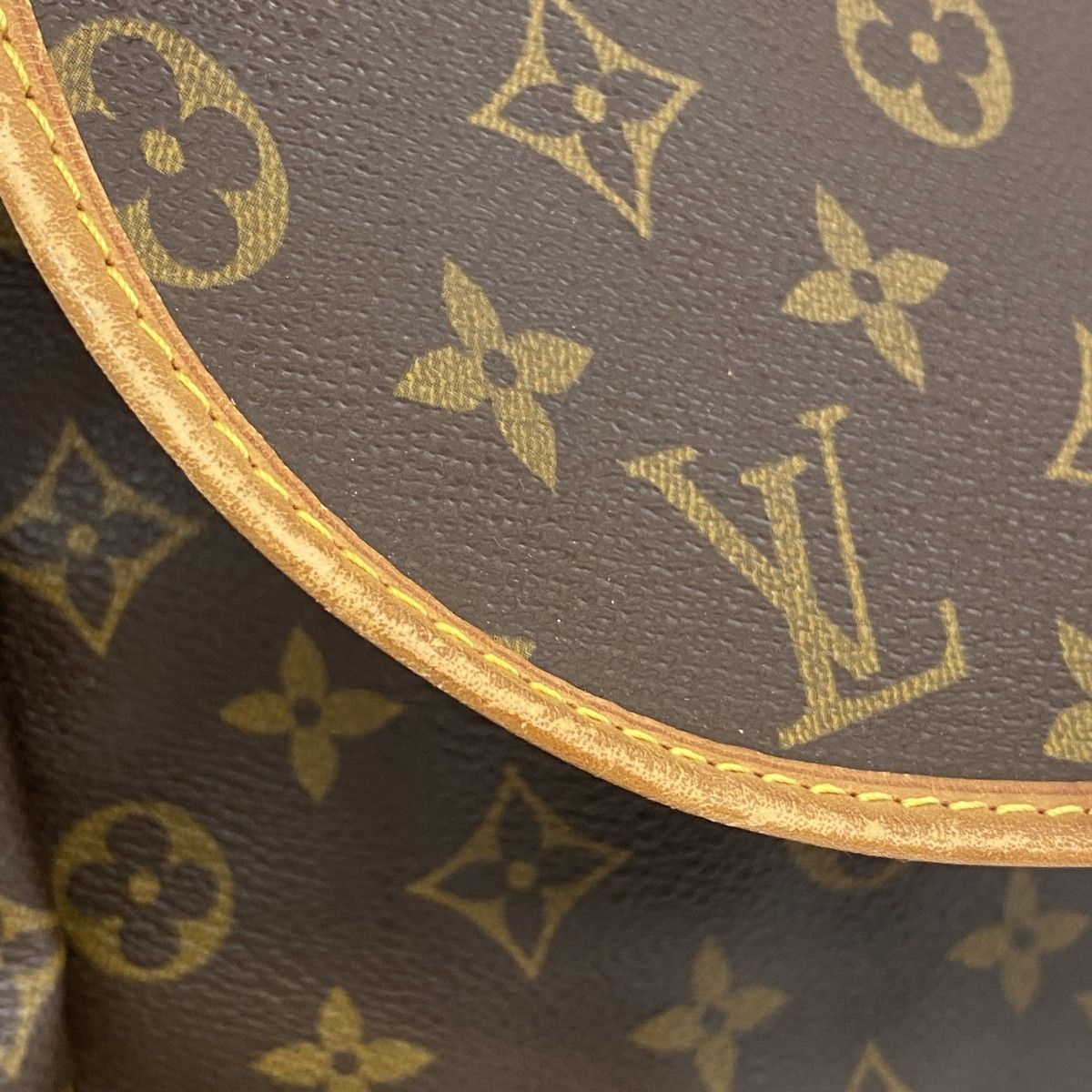 Louis Vuitton Shoulder Bag Monogram Saumur 35 Brown — view 8
