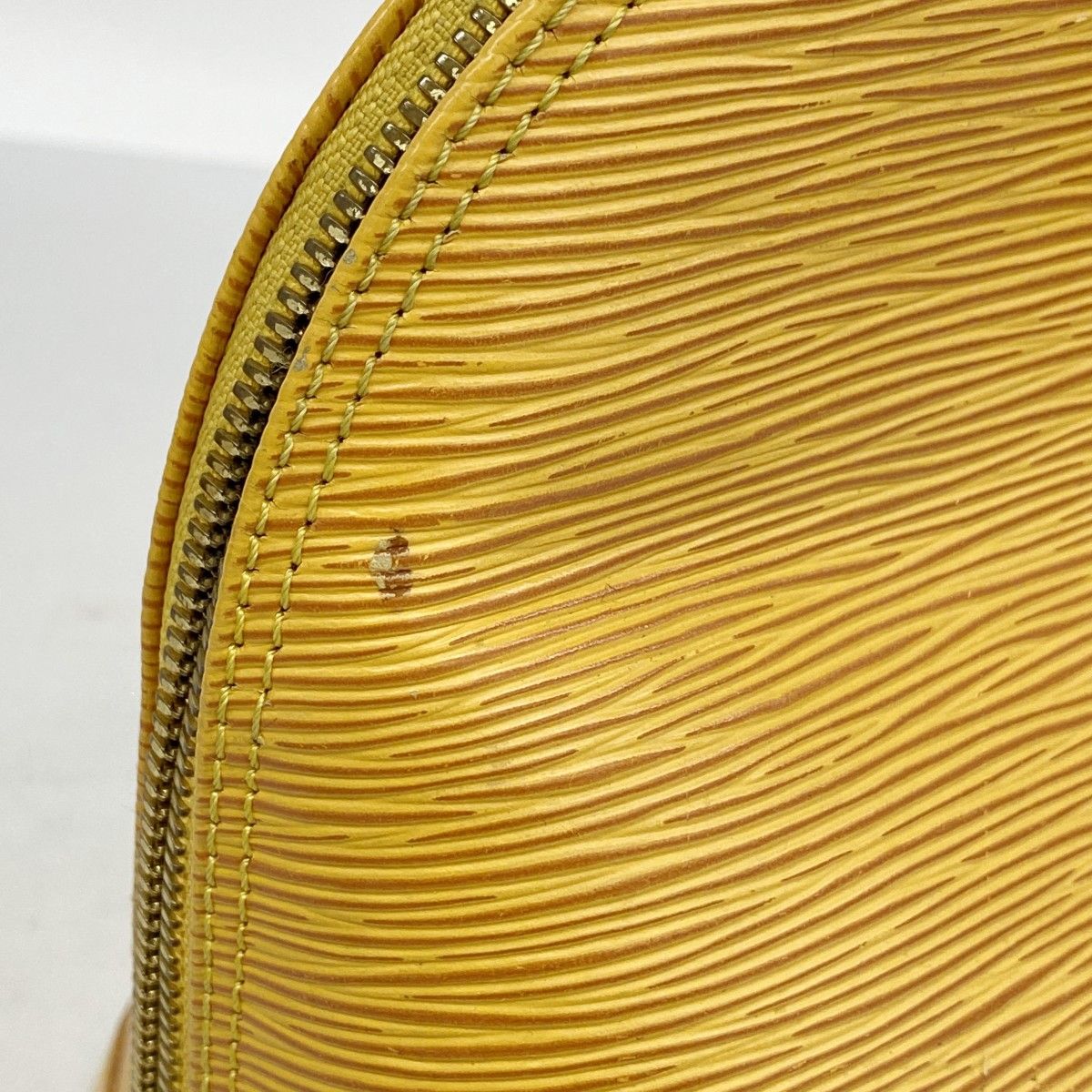 Louis Vuitton Handbag Epi Alma Jaune — view 7