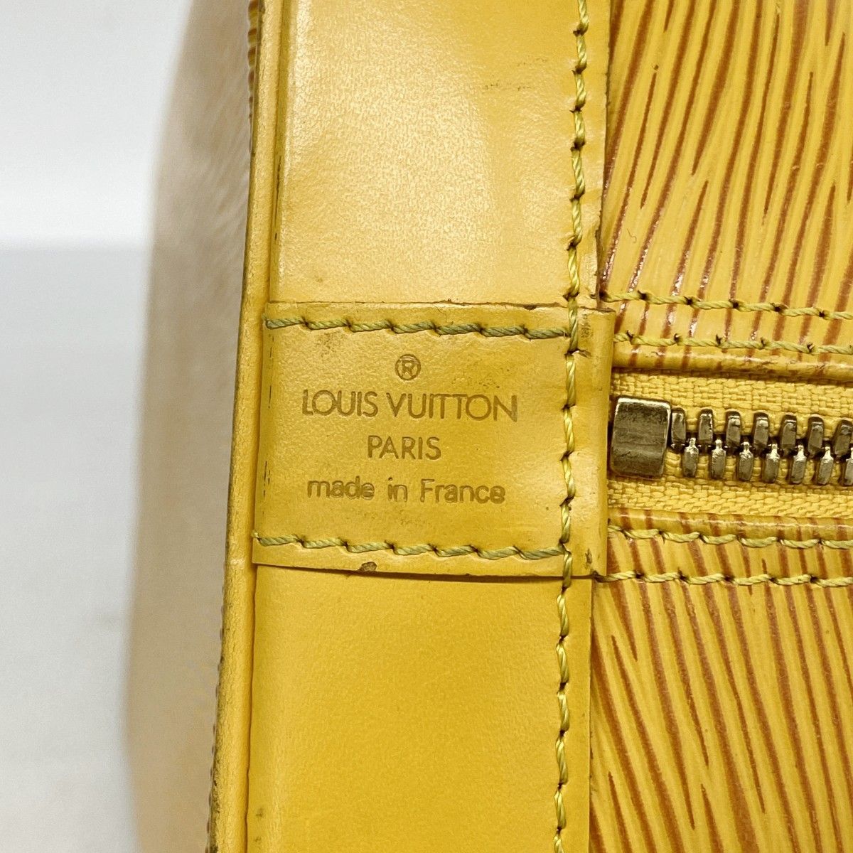 Louis Vuitton Handbag Epi Alma Jaune — view 5