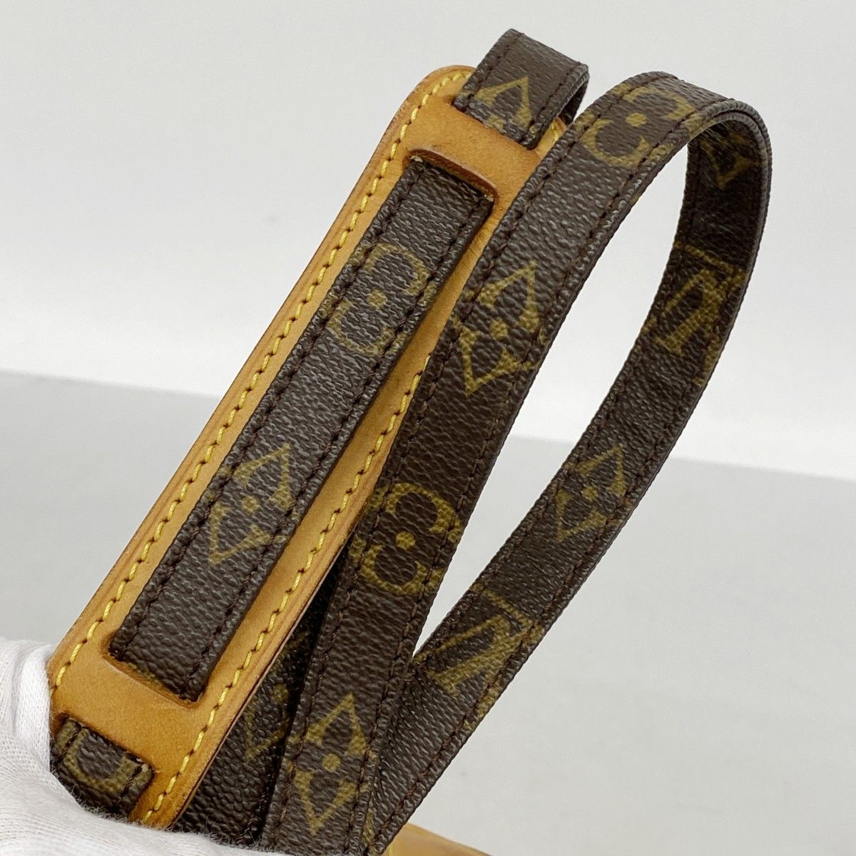 Louis Vuitton Shoulder Bag Monogram Danube Brown — view 8