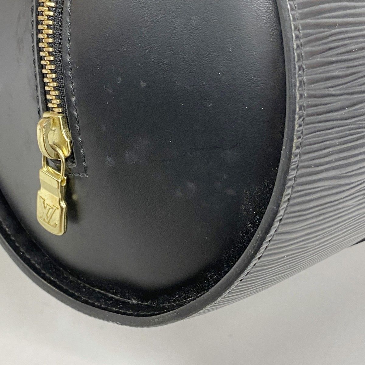 Louis Vuitton Handbag Epi Souflo Noir — view 6