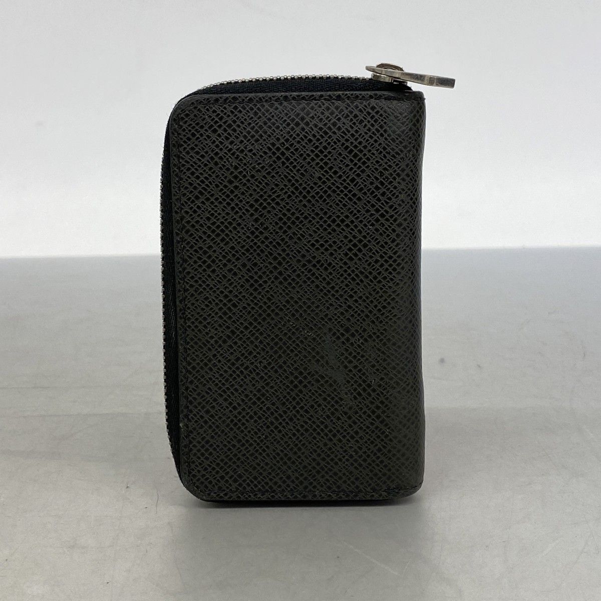 Louis Vuitton Coin Case Taiga Zippy Purse Ardoise — view 9