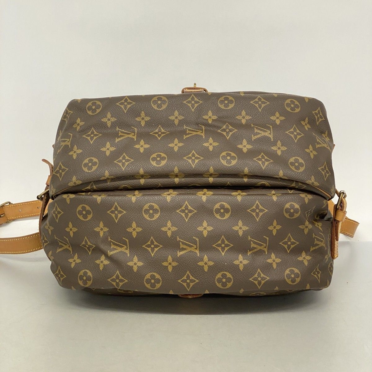 Louis Vuitton Shoulder Bag Monogram Saumur 35 Brown — view 3