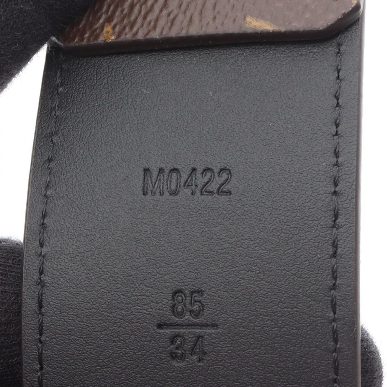 Louis Vuitton Belt LV Pyramid 40 mm Monogram Leather — view 5