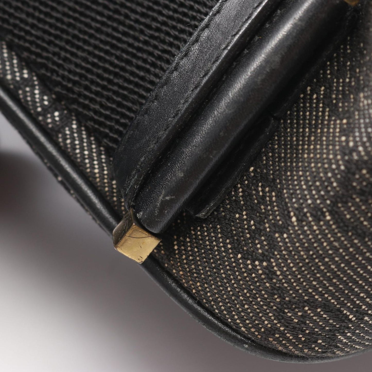 Gucci Shoulder Bag GG Pattern Black Canvas Leather — view 9