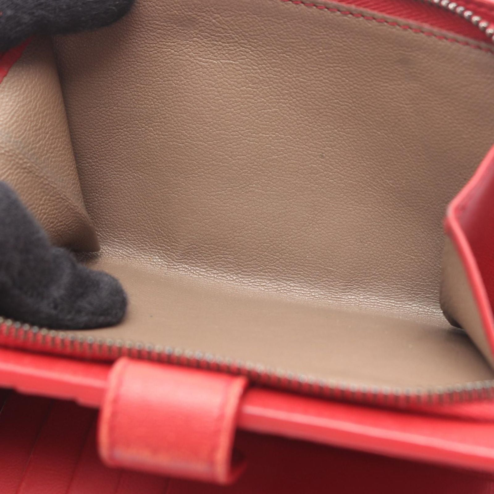 Bottega Veneta Bifold Wallet Intrecciato Red Leather — view 8