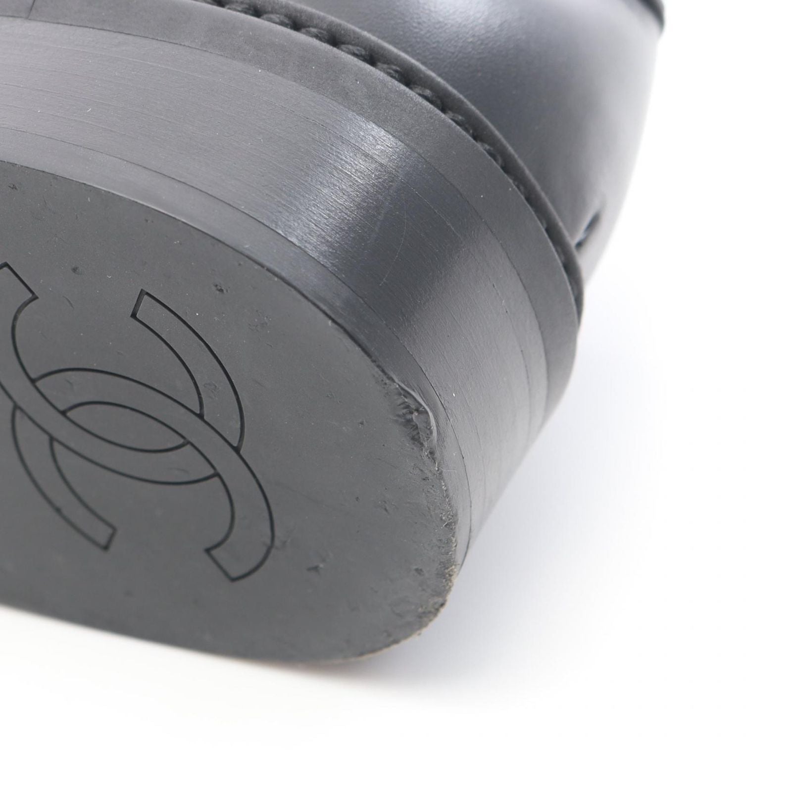 Chanel Loafers CC Logo Turnlock Black Leather — view 7