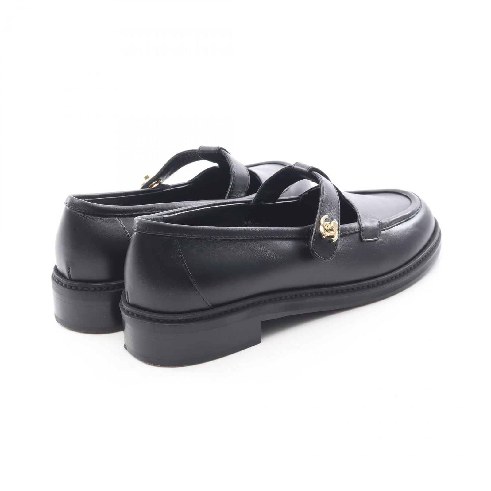 Chanel Loafers CC Logo Turnlock Black Leather — view 2