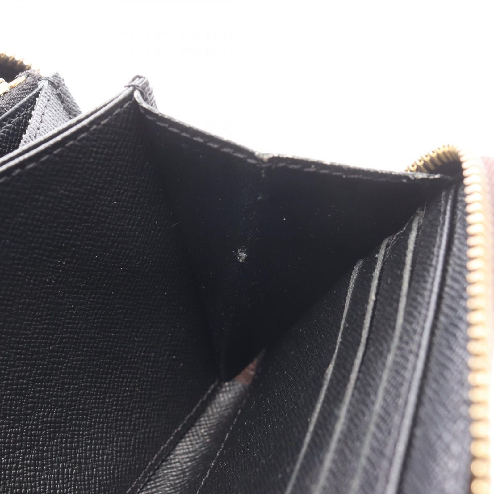 Louis Vuitton Round Wallet Zippy Leather — view 9
