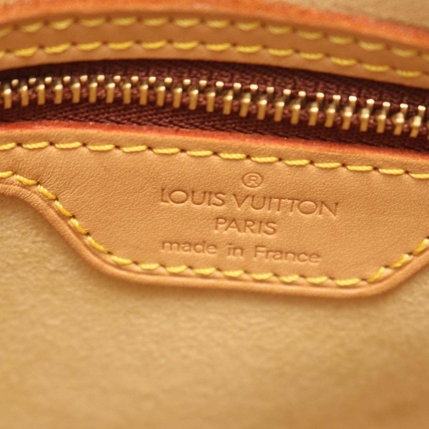 Louis Vuitton Shoulder Bag Looping GM Canvas Leather — view 4