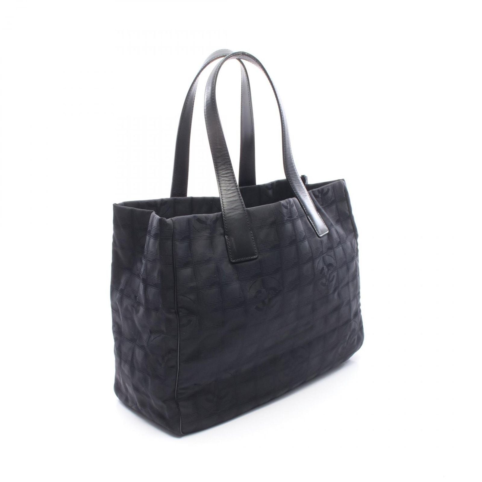 Chanel Tote New Travel Line MM Black Leather New MM — view 2