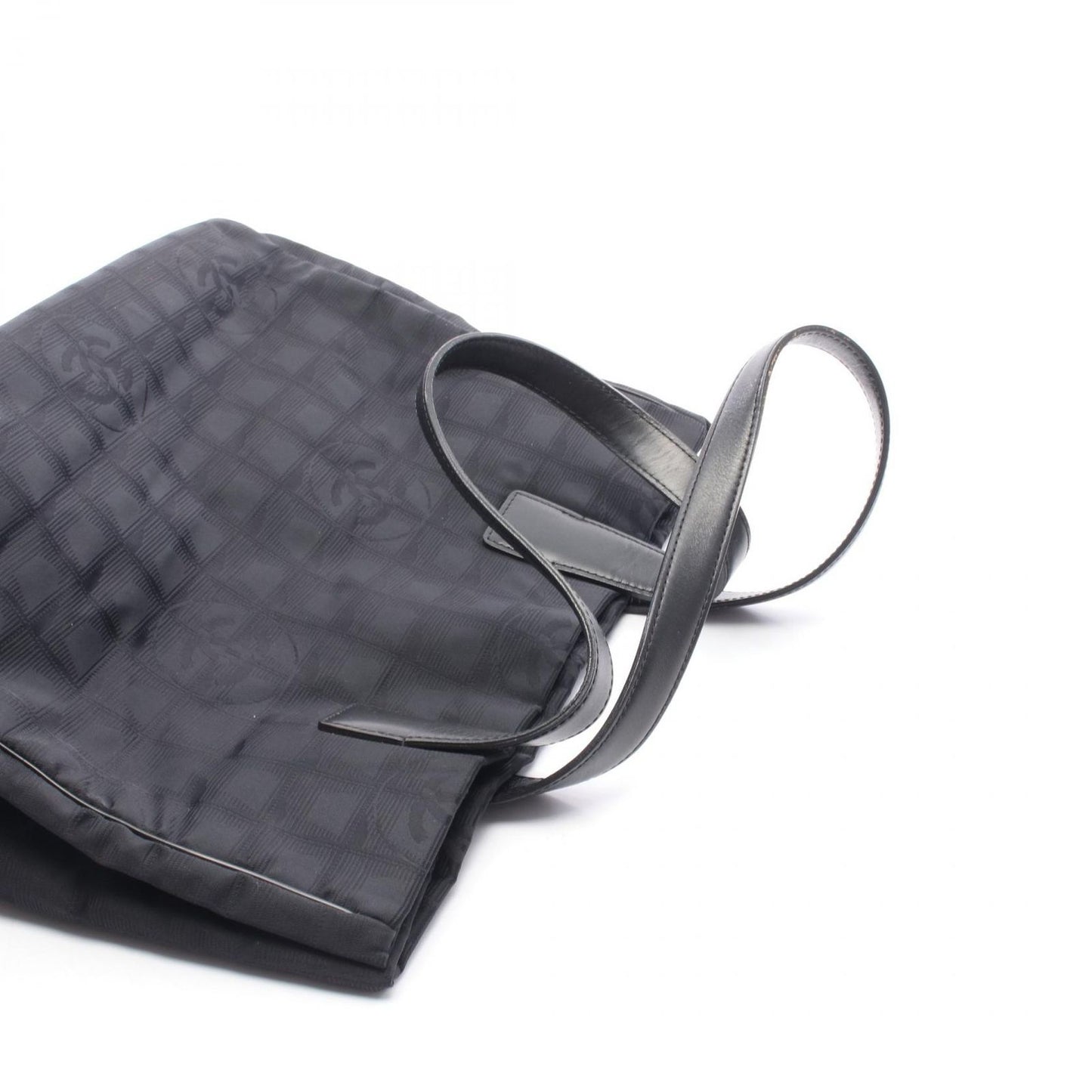 Chanel Tote New Travel Line MM Black Leather New MM — view 9