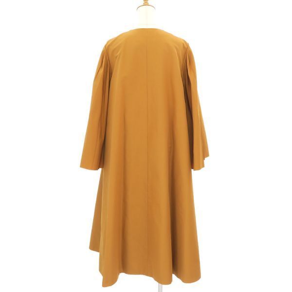 Gucci Coat Beige — view 2