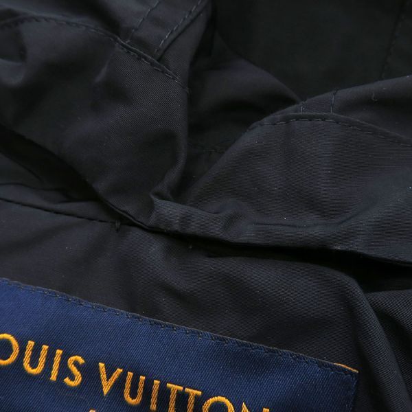 Louis Vuitton Coat Black — view 3