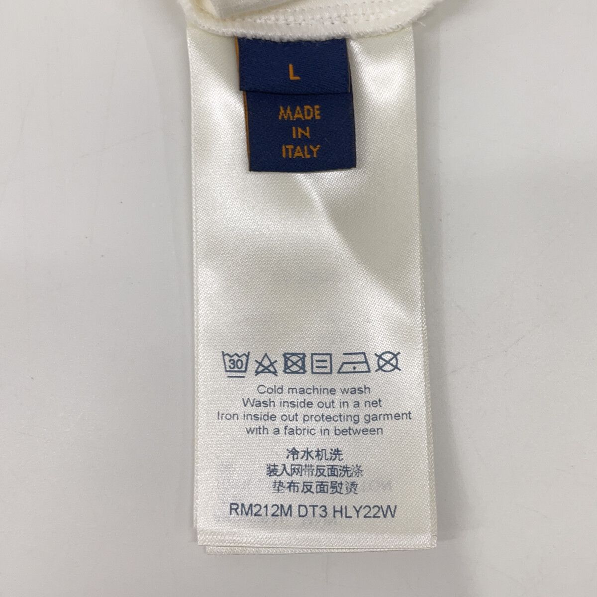 Louis Vuitton Dt3 White Embossed Logo Short Sleeve Top T-Shirt — view 4