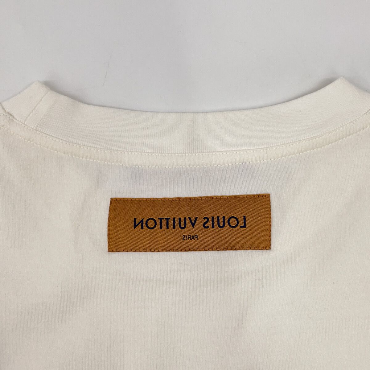 Louis Vuitton Dt3 White Embossed Logo Short Sleeve Top T-Shirt — view 9