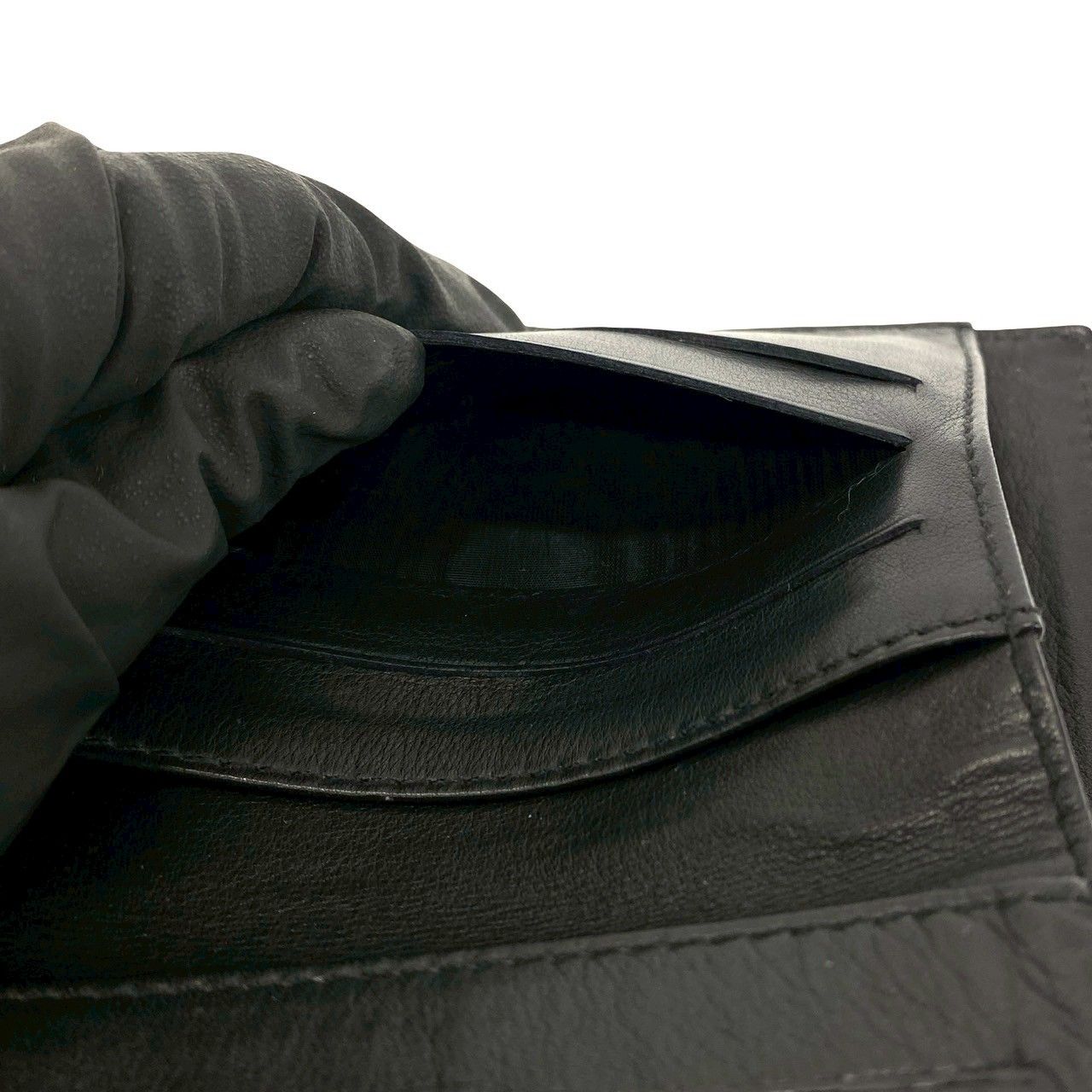 Chanel Vintage CC Logo Caviar Leather Bifold Wallet Mini Black — view 9