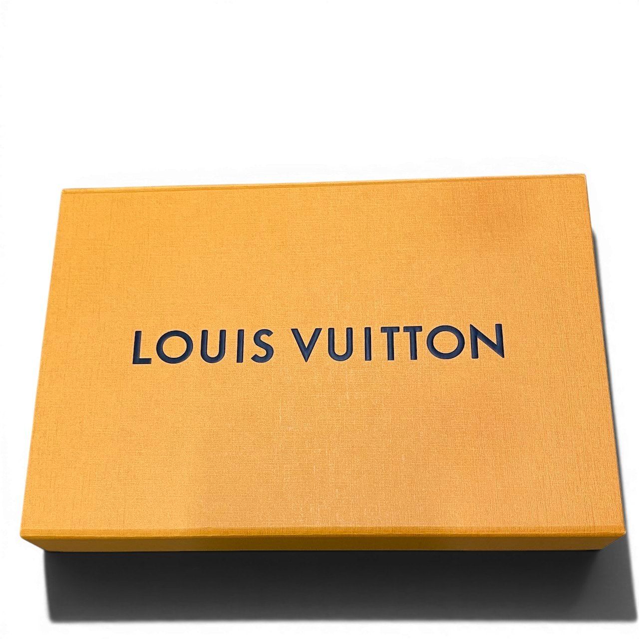 Louis Vuitton E8 Monogram Shawl More Black Scarf — view 8