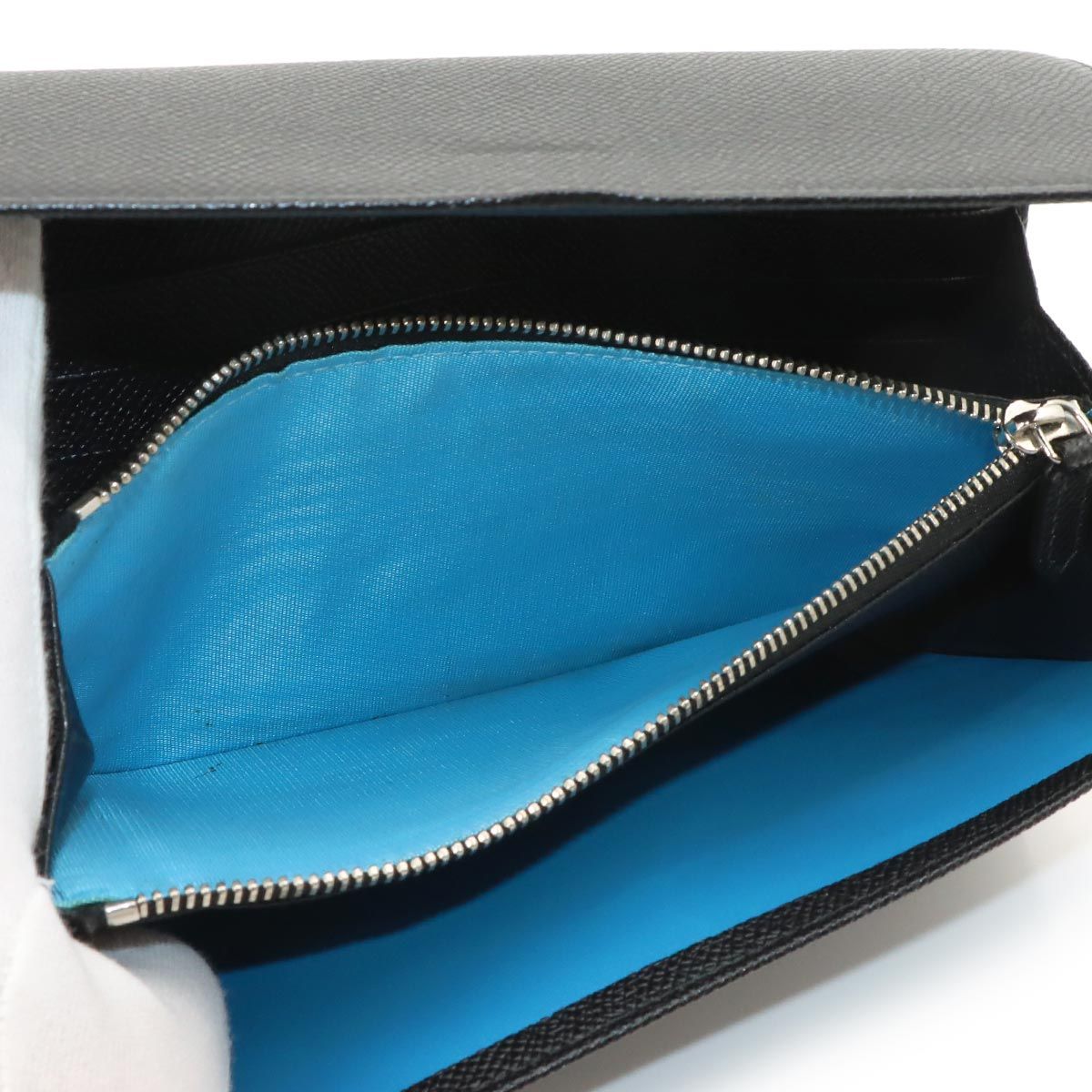 Bvlgari Logo Clip Bifold Wallet Leather Black Silver — view 8