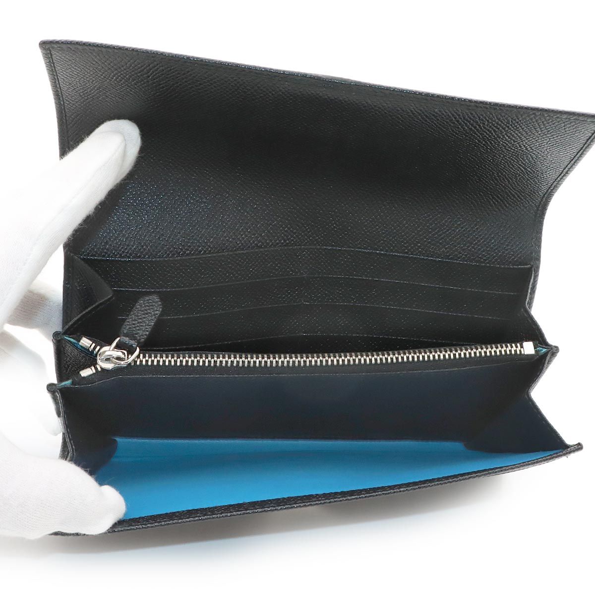 Bvlgari Logo Clip Bifold Wallet Leather Black Silver — view 7