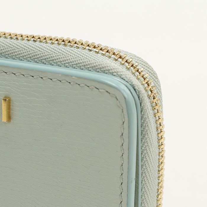 Gucci Script Bifold Wallet Leather — view 9