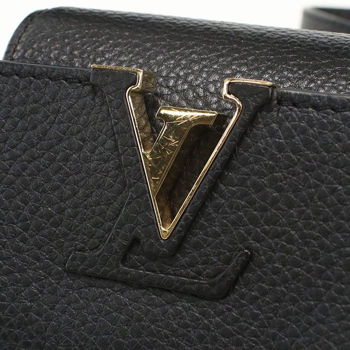 Louis Vuitton Capucines Mini Taurillon Handbag Leather — view 4