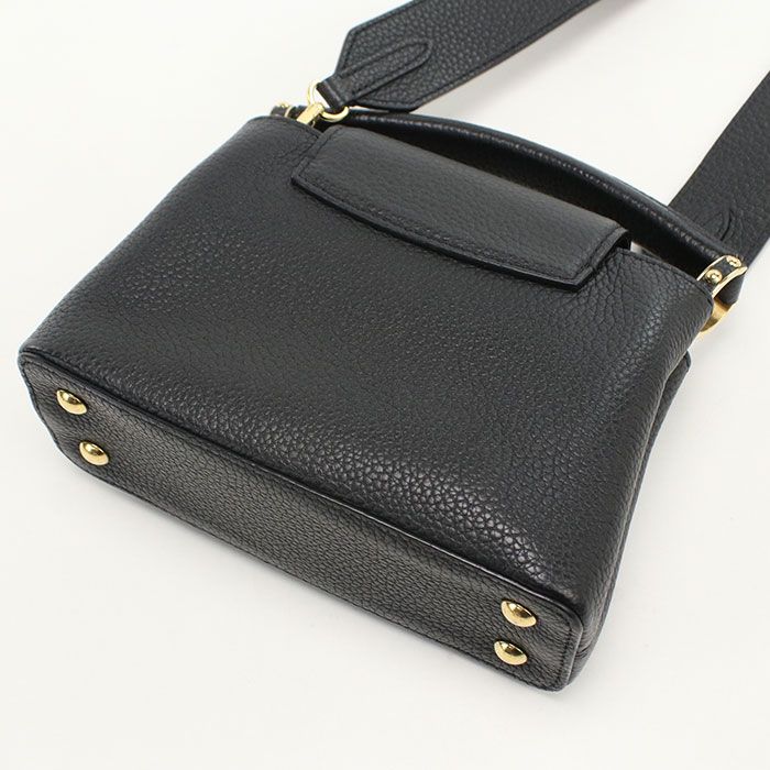 Louis Vuitton Capucines Mini Taurillon Handbag Leather — view 2