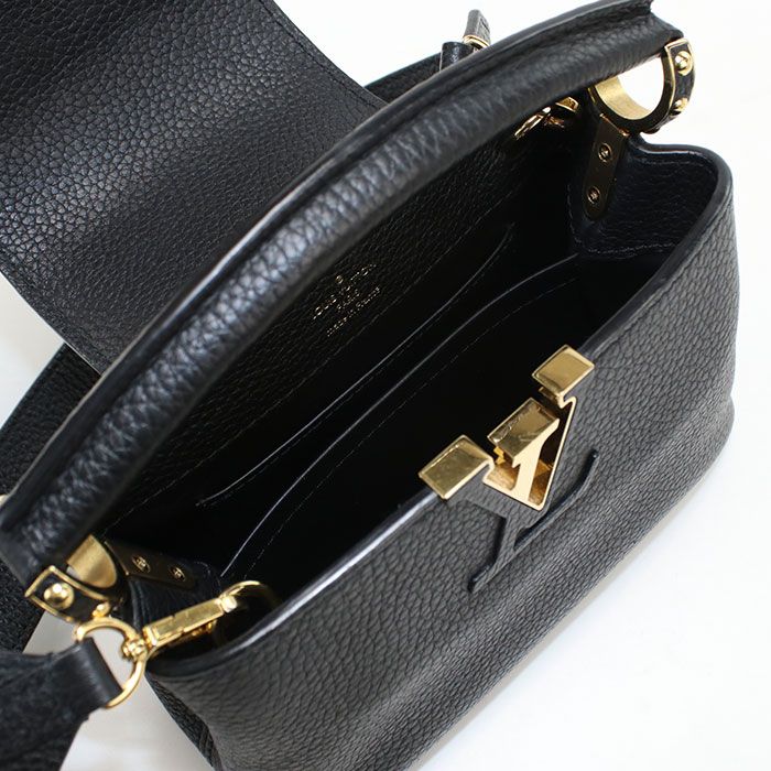 Louis Vuitton Capucines Mini Taurillon Handbag Leather — view 3