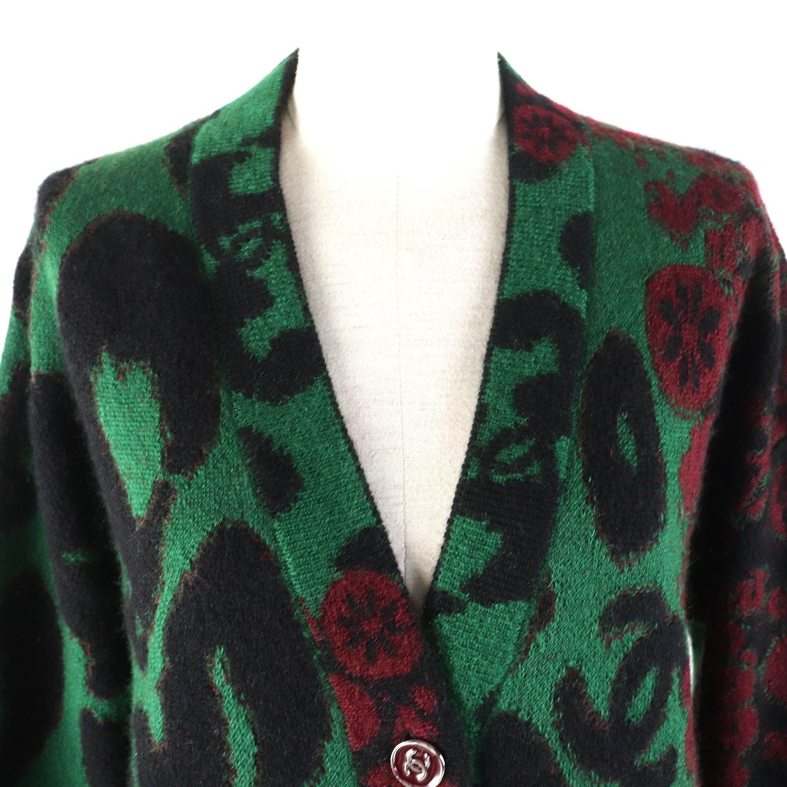 Chanel Cashmere Mohair CC Logo Button All Over Pattern Cardigan Pants Set Green — view 5