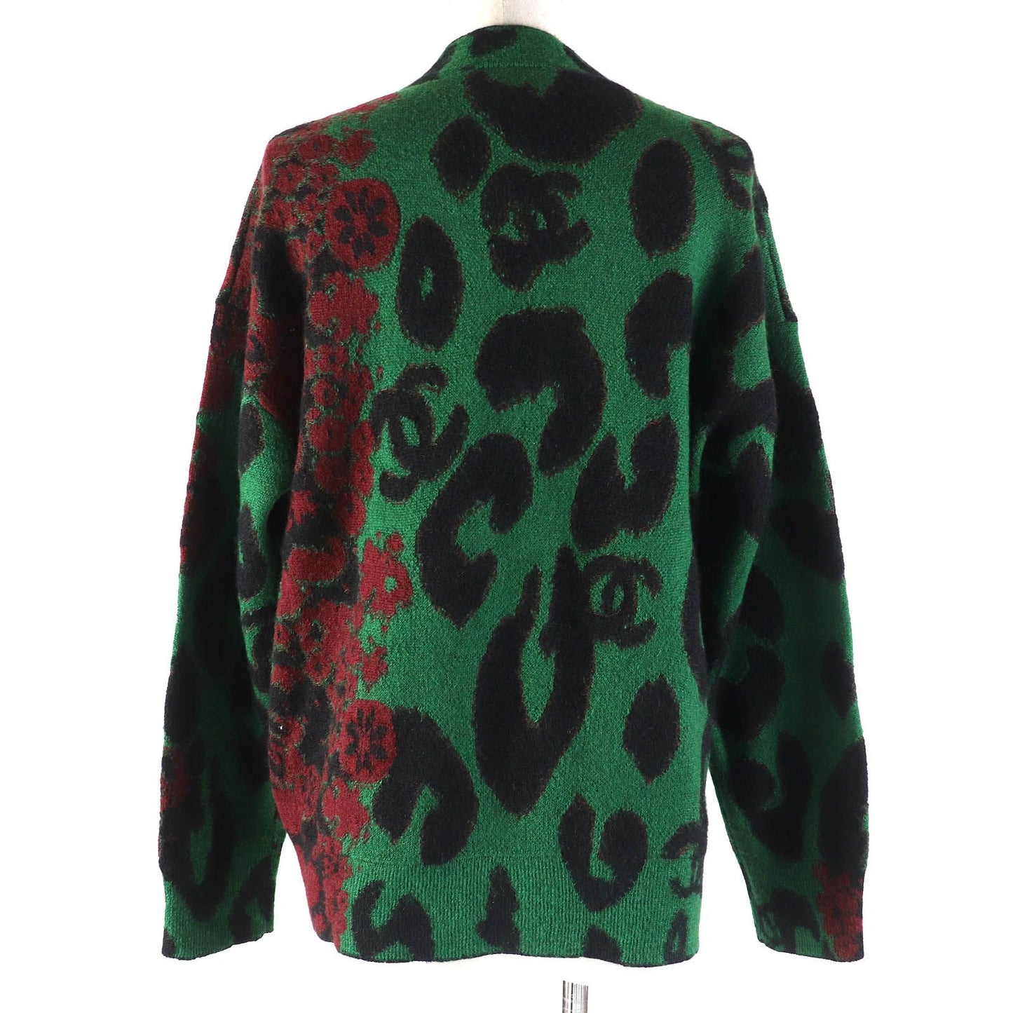 Chanel Cashmere Mohair CC Logo Button All Over Pattern Cardigan Pants Set Green — view 4