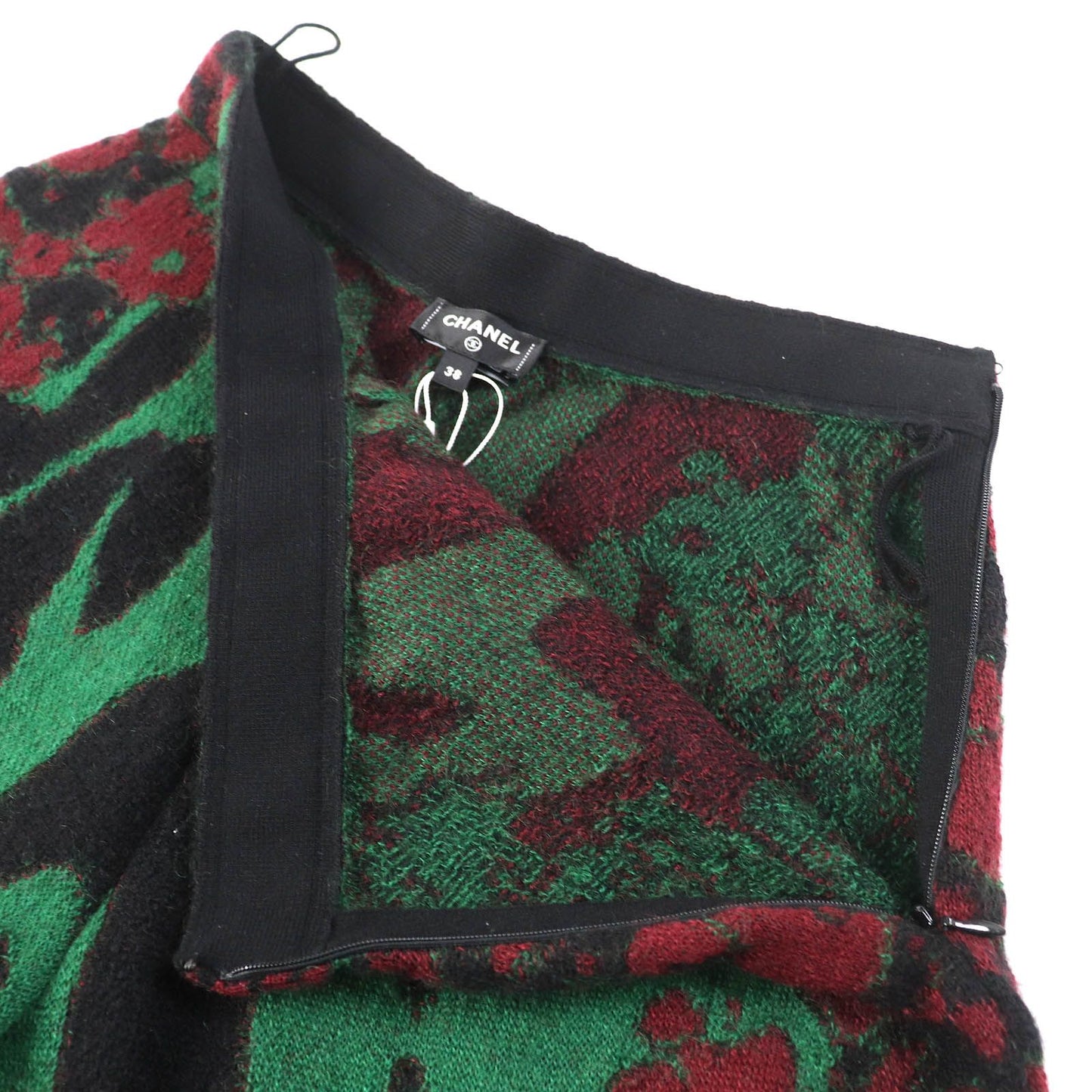 Chanel Cashmere Mohair CC Logo Button All Over Pattern Cardigan Pants Set Green — view 8