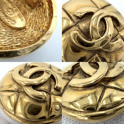 Chanel Earrings Quilted Round CC Logo Vintage Gold Plated — view 5
