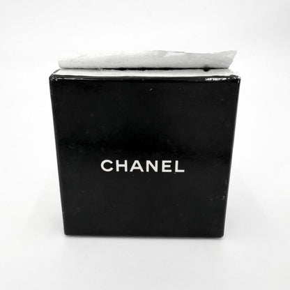 Chanel Earrings Flower Motif CC Logo Vintage 2 8 Gold — view 6