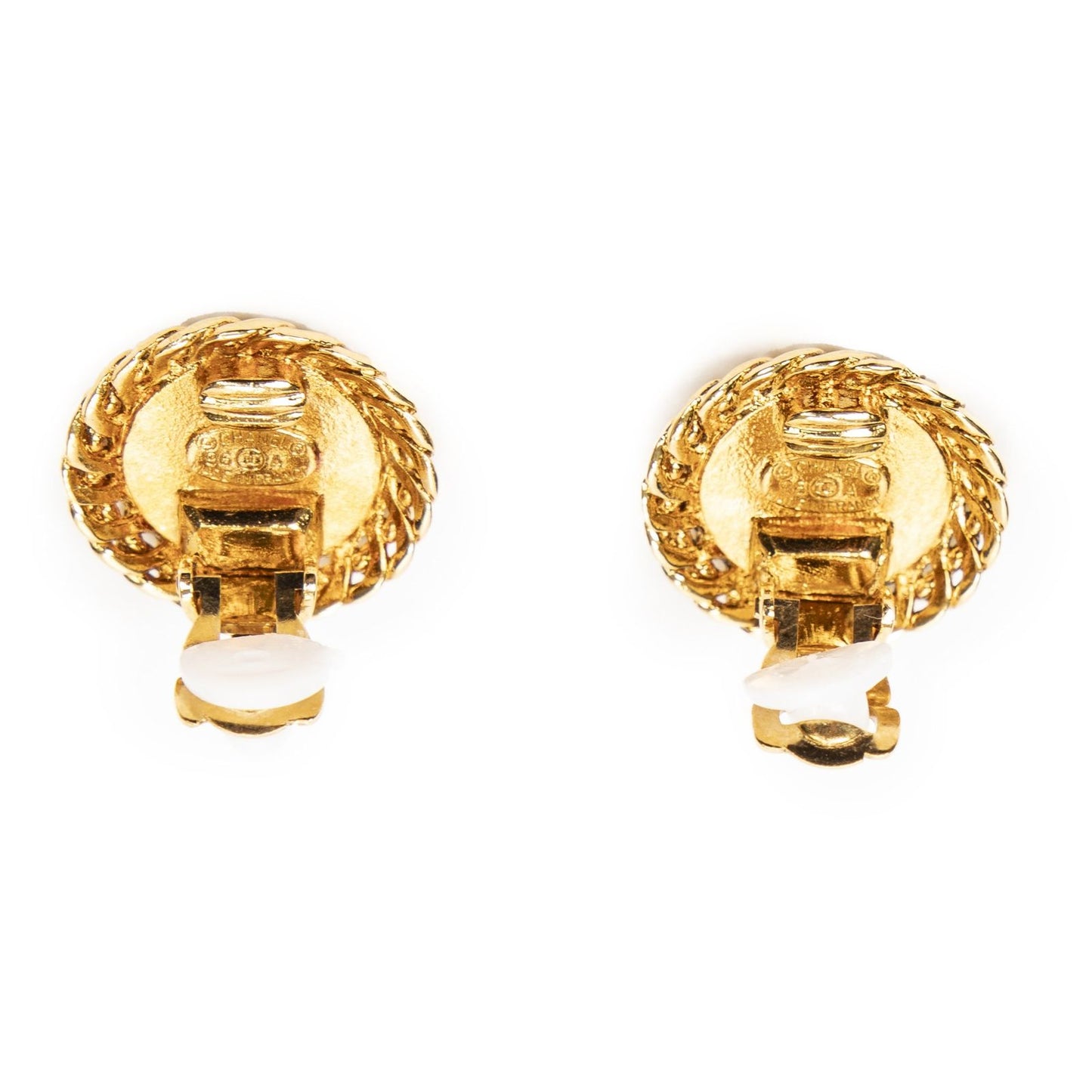 Chanel Small CC Round Clip on Earrings Gold Plated — view 3