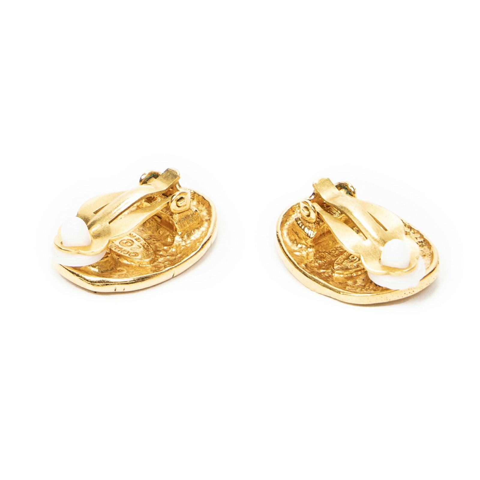Chanel CC Oval Clip on Earrings Gold Plated — view 2