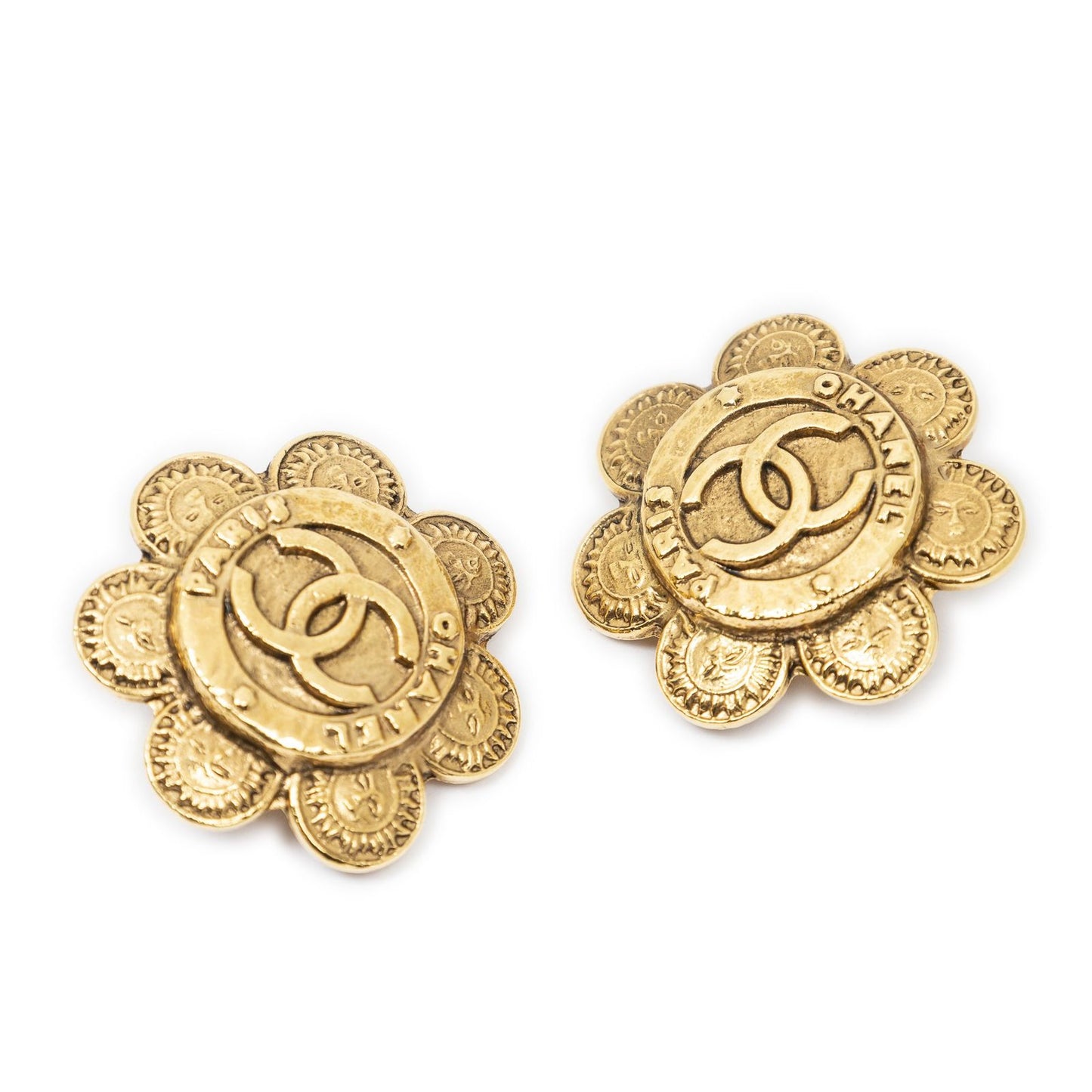 Chanel CC Logo Heart Clip Type Earrings Gold Plated